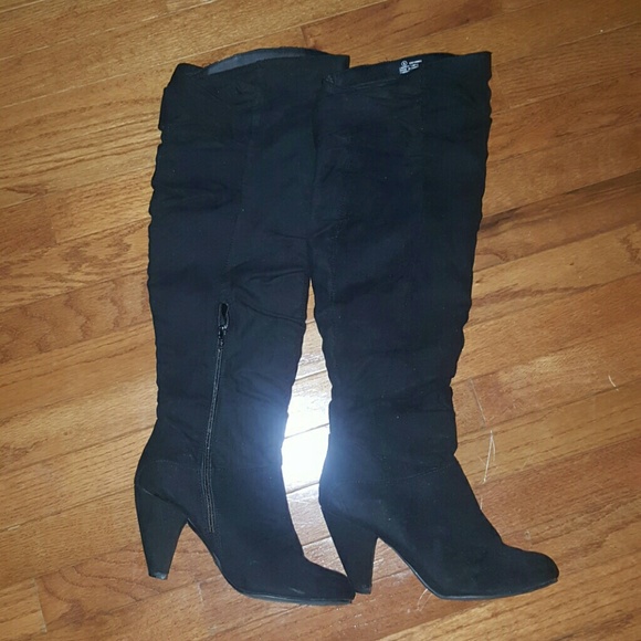 George Shoes - Knee High Suede Boots